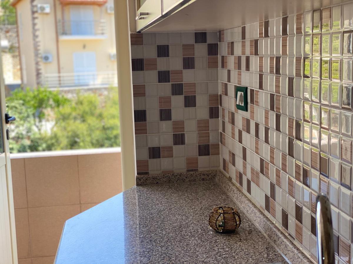 88 Apartment Himarë Dış mekan fotoğraf
